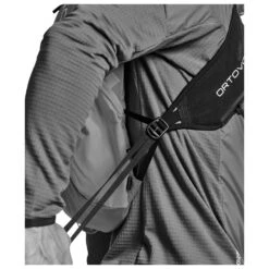 Sac à Dos Ortovox Traverse Light 15 Petrol Blue -Magasin De Randonnée Et De Camping 307fee8791ad221bded954ab02c77cc3e0d4a90b E23ORTOACC367447 ORTO0203100 904