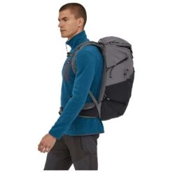 Sac à Dos Patagonia Altvia Pack 36L Noble Grey -Magasin De Randonnée Et De Camping 330b085820b8647c70a975829e24b93a8758f574 H22PATAACC2206970 14