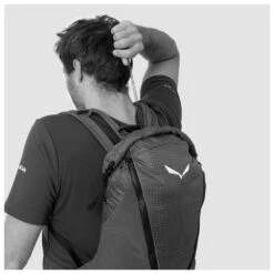 Sac à Dos Salewa Pedroc 16 Onyx -Magasin De Randonnée Et De Camping ffaa7afee6932791f482e26d2f98bf2b0b5689ef E23SALEACC361717 SALE0681734 901